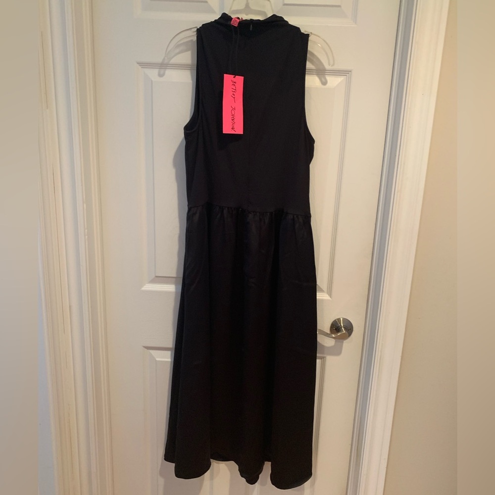 NWT Betsey Johnson Black Sleeveless Dress with Pockets Mixed Media Fabric - Picture 3 of 8